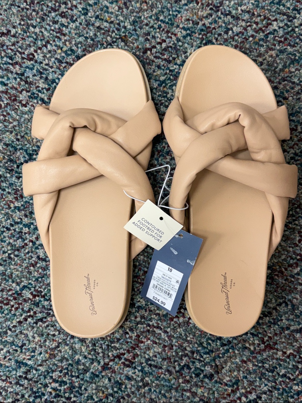 NEW Women’s Universal Thread Cosette Sandals Tan

Bin 6